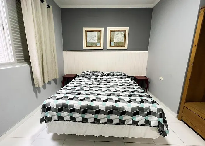 01 - Lindo Apartamento Lado Praia! Guarujá